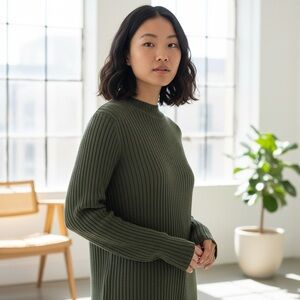 Forever 21 Dark Green Ribbed Knit Top NWT